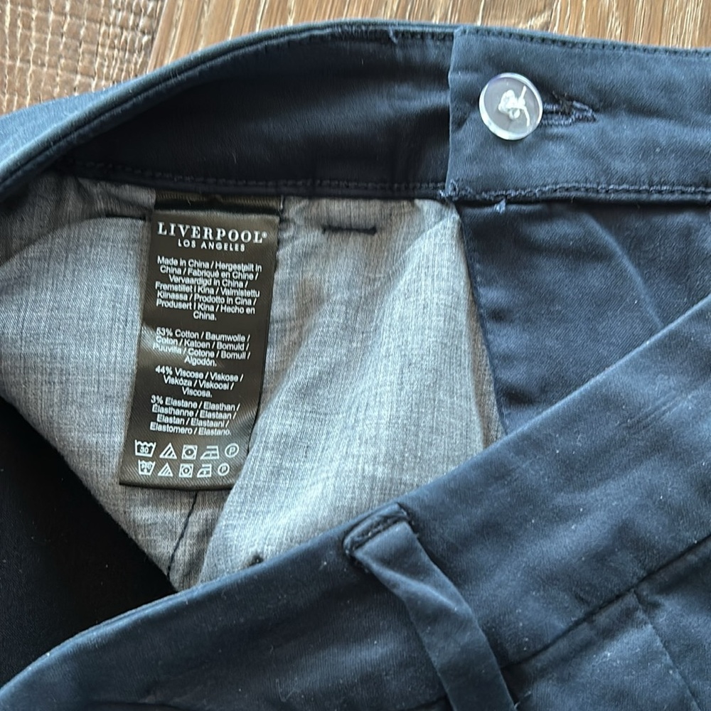 Liverpool federal navy cropped pant - Picture 3 of 6